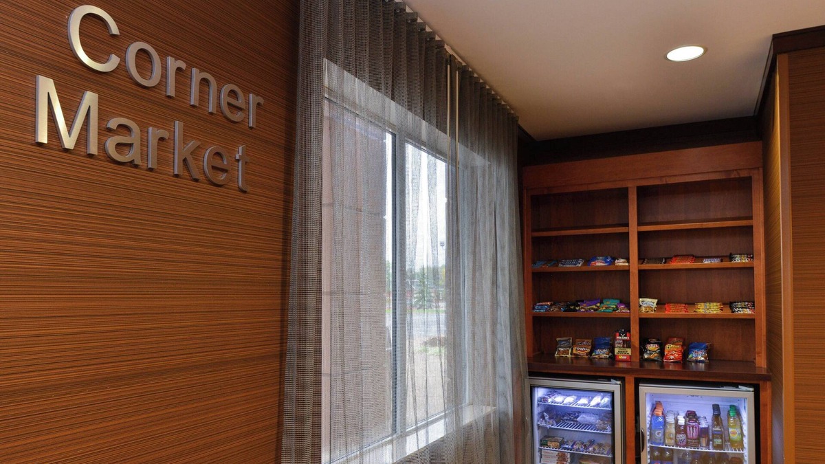 Avon Hotel | Fairfield Inn & Suites by Marriott Cleveland Avon