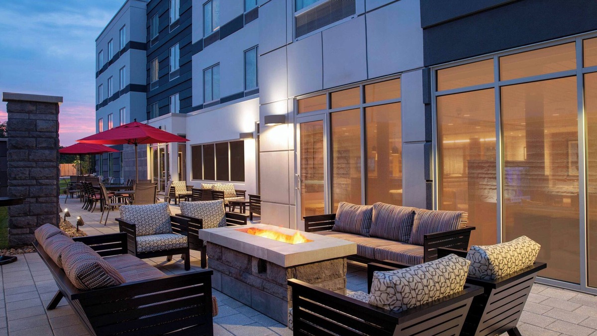 Linntown Hotel | Fairfield Inn & Suites by Marriott Lewisburg