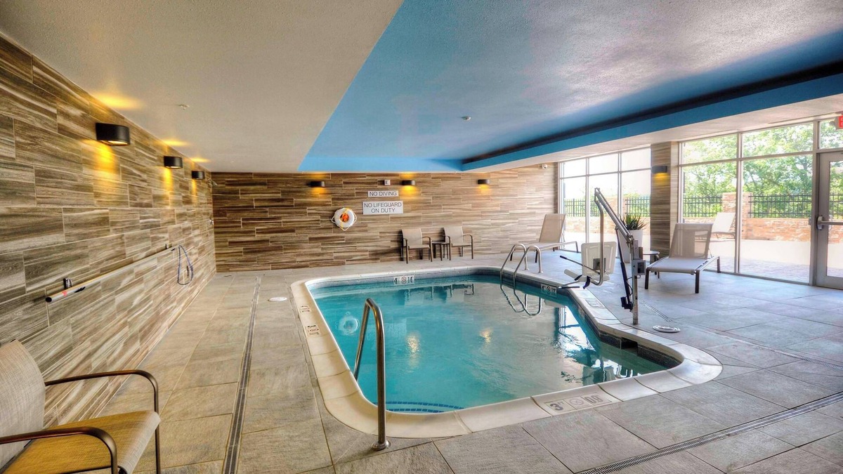 Princeton Hotel | Fairfield Inn & Suites by Marriott Princeton