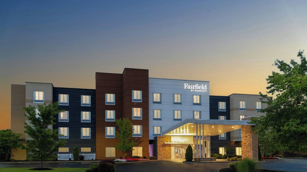 Calhoun Hotel | Fairfield Inn & Suites Calhoun