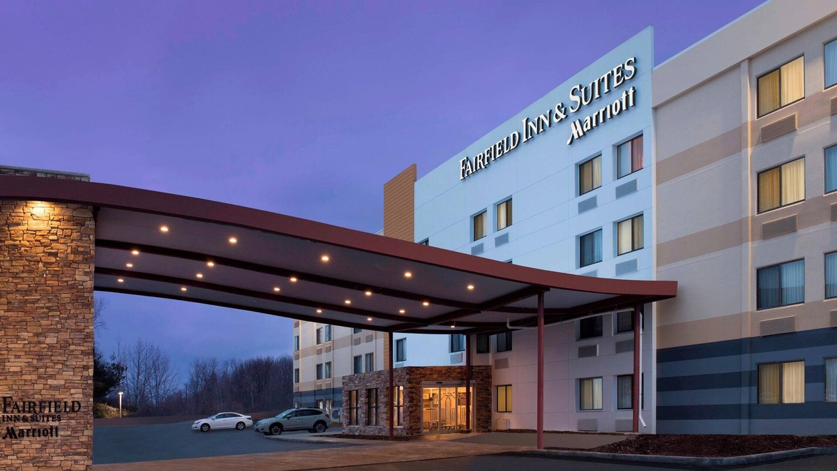 East Greenbush Hotel | Fairfield Inn & Suites Albany East Greenbush