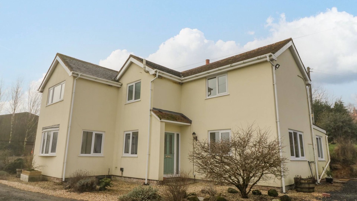 Angelbank Cottage | FAIRVIEW HOUSE, pet friendly, with open fire in Hopton Wafers