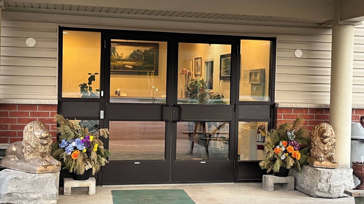 Windham Centre Hotel | Fairview Inn