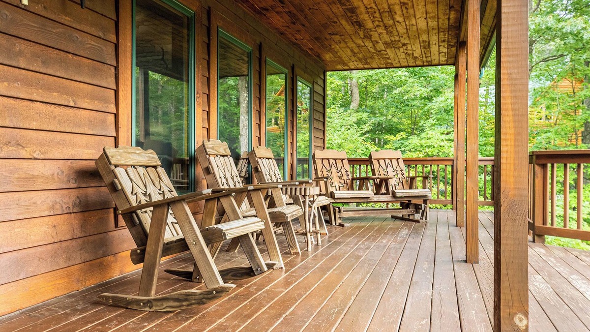 McHenry Cottage | Fairway Breeze