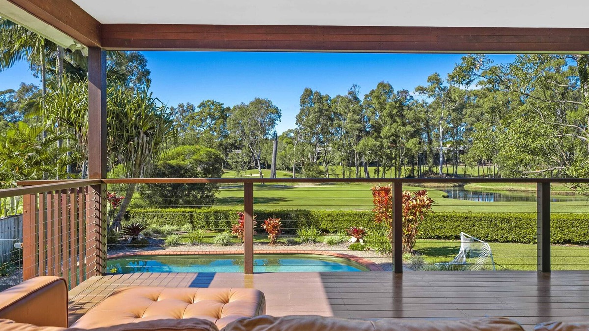 Parkwood House | Fairway By Khove Summ