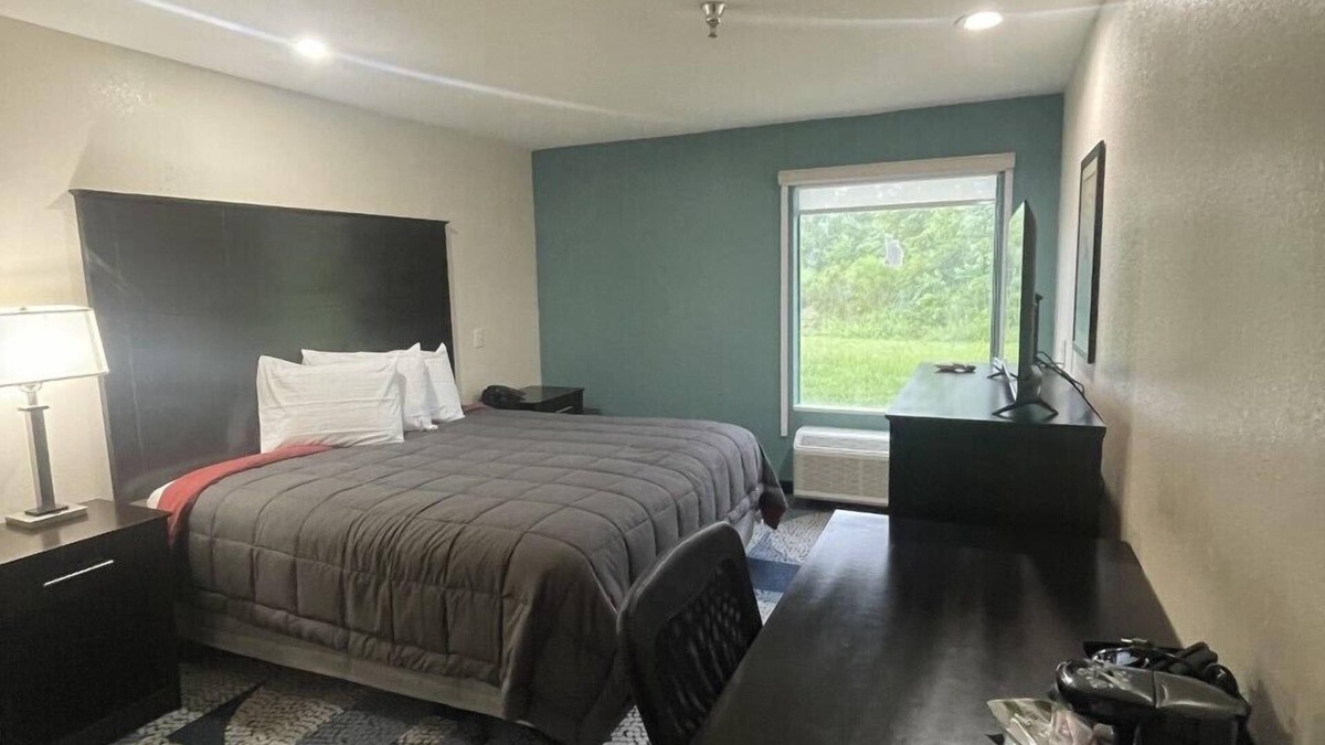 Iowa Hotel | Fairway Inn
