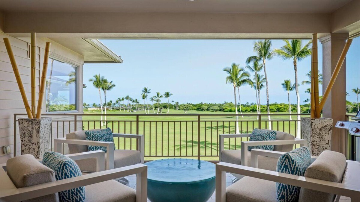 Kaupulehu House | Fairway Villa 110D – Bright & Modern | Onsite Staff & Daily Housekeeping