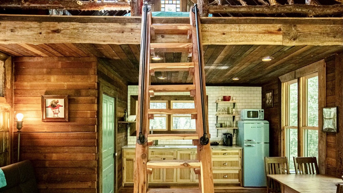 Newell Cabin | Fairytale Cabin on Lake Wedowee