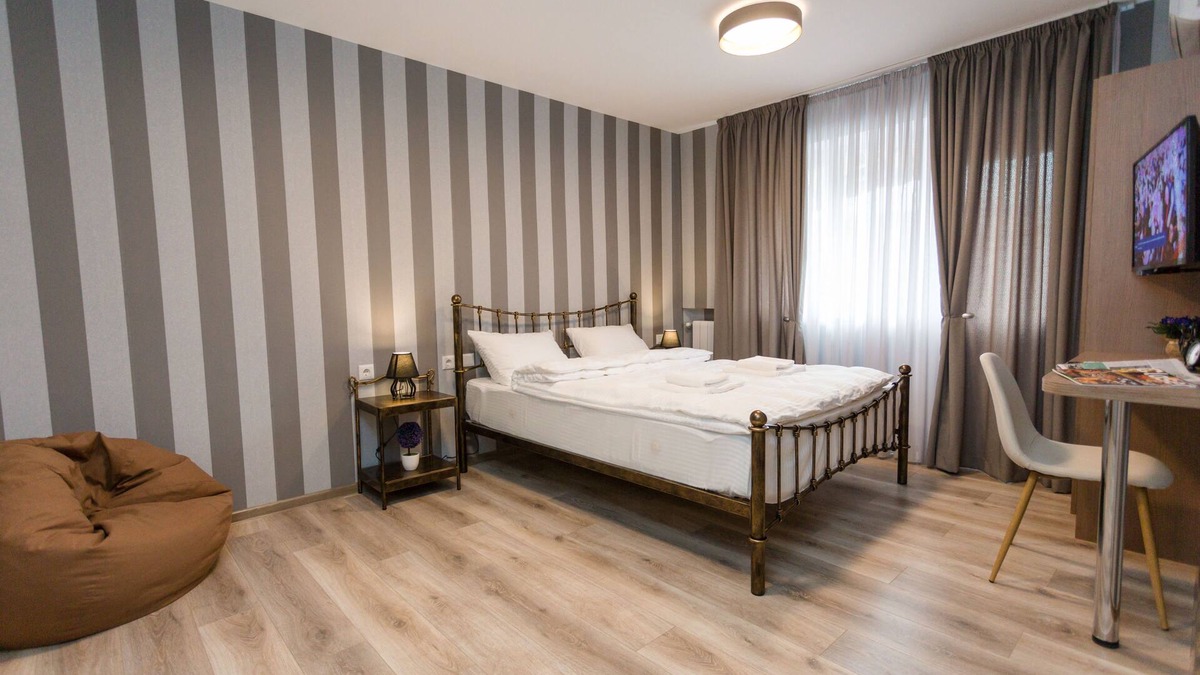 Avlabari Apartment | Falcon Apartments - Subway