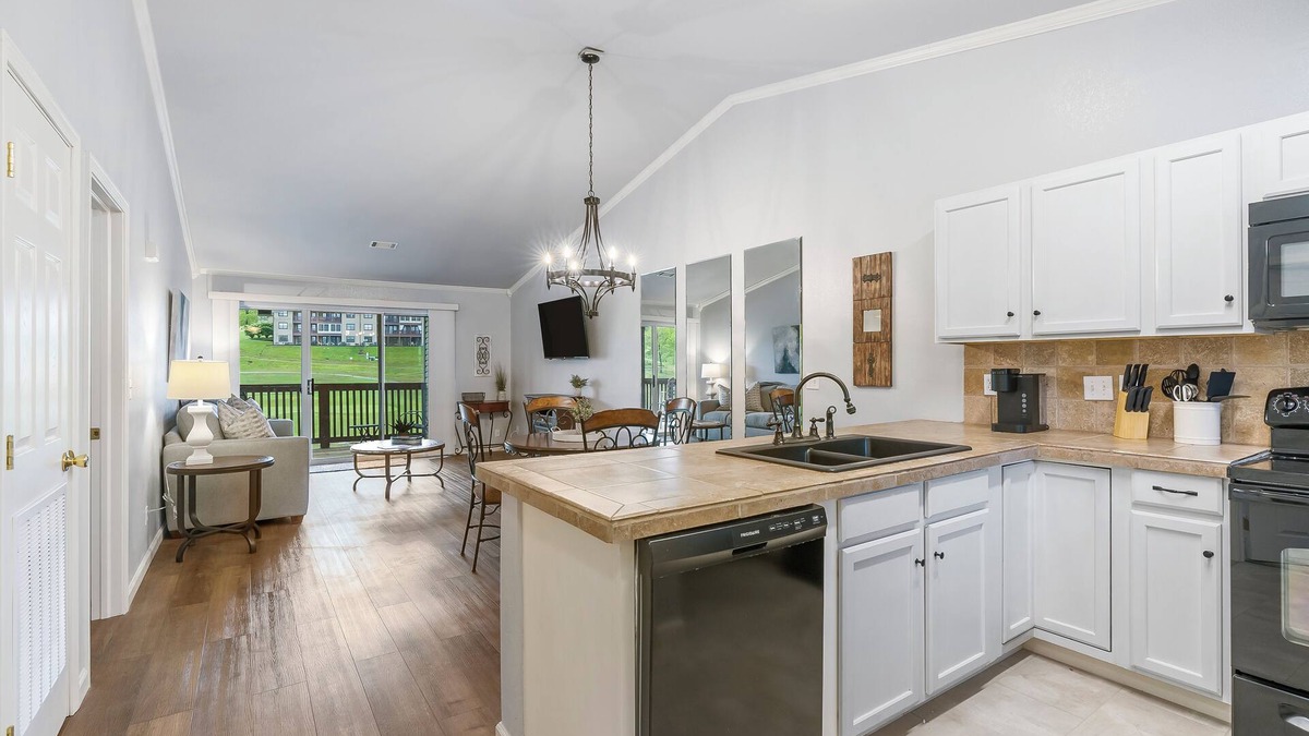 Table Rock Condo | Fall Creek Bungalow S