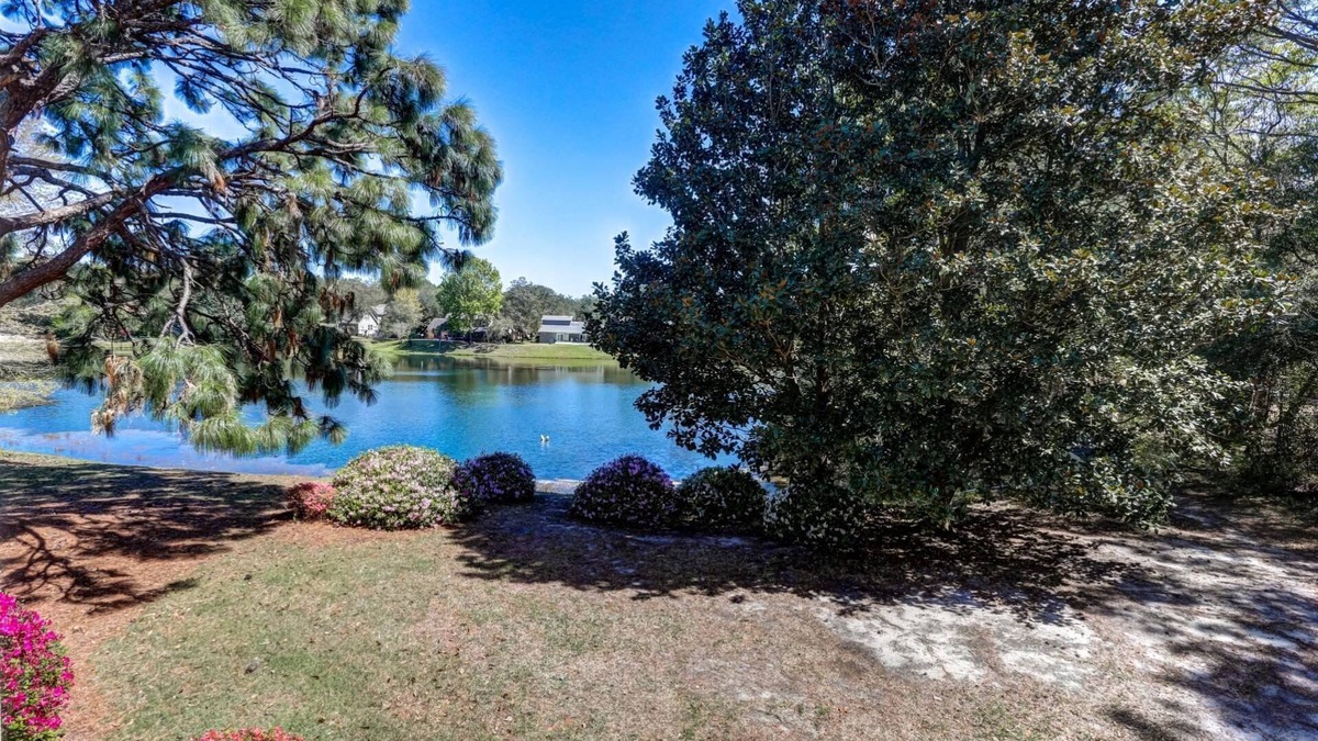 Niceville Condo | Fall Escape Special - 15% off through October!