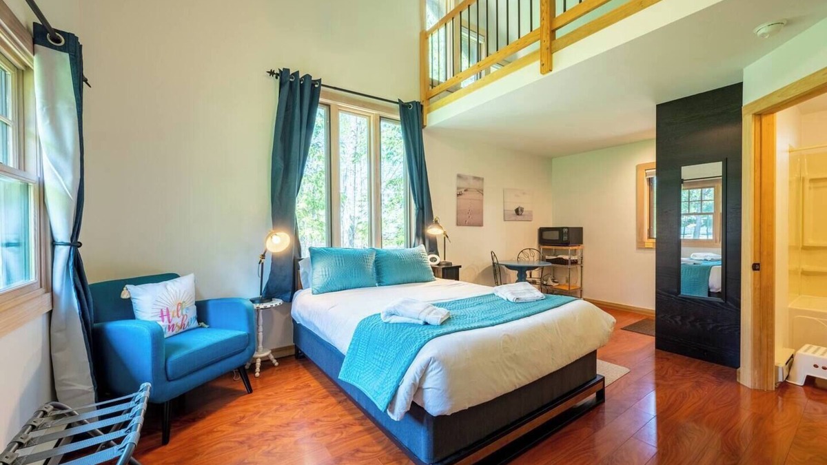 Ephraim Cottage | Fall in Ephraim | Duplex Retreat Steps from Dining & Sunsets