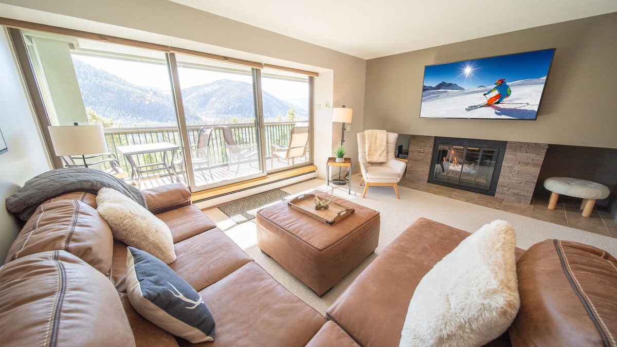 Keystone Condo | Fall Mtn Escape! Views, Trails, Hot Tub