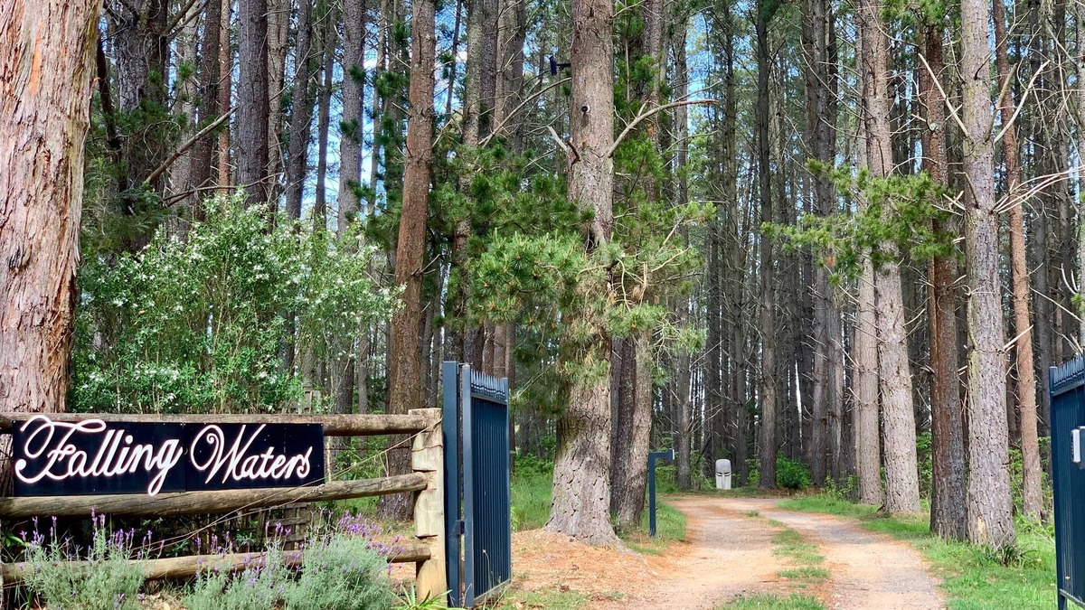 Colo Vale Cabin | FALLING WATERS COLO VALE