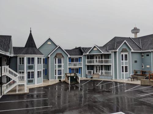 Fallsview Hotel | Falls Lodge & Suites