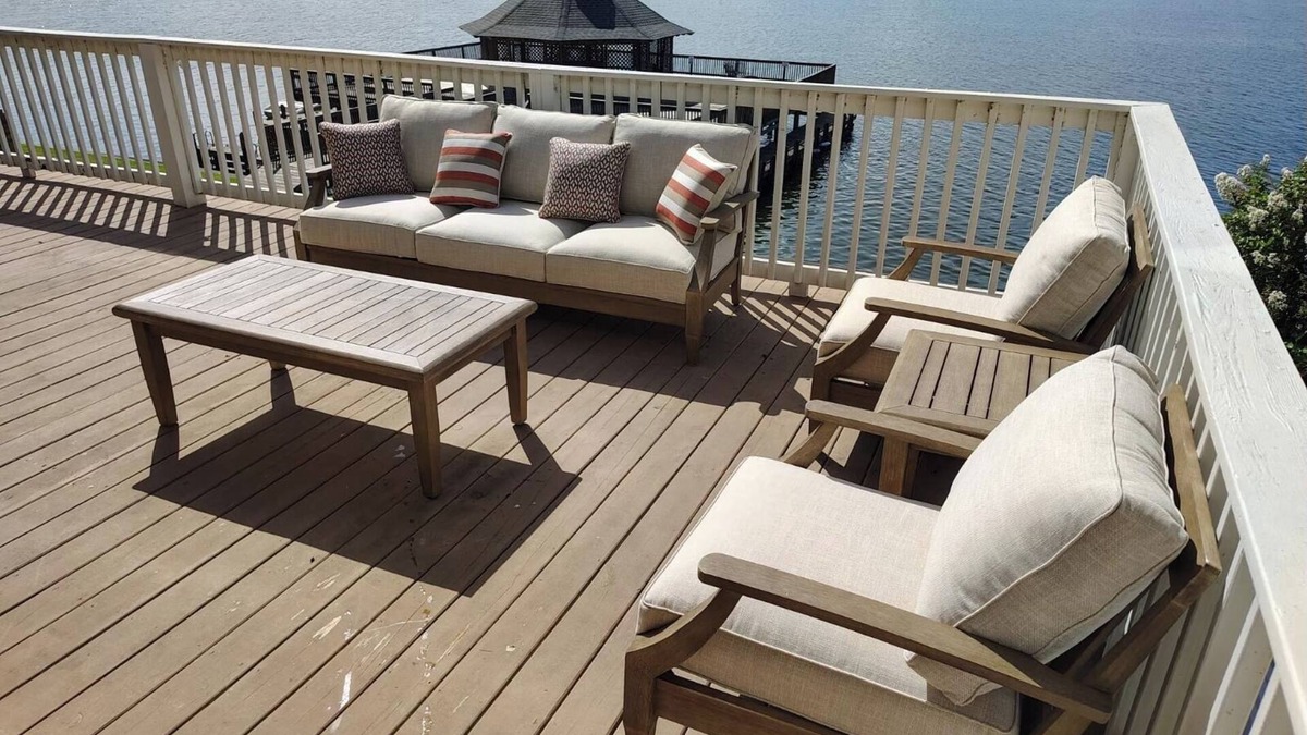 New Roads House | False Flamingo - ON Lake! Spacious Accommodations. Enjoy & Relax - Boat Rental?