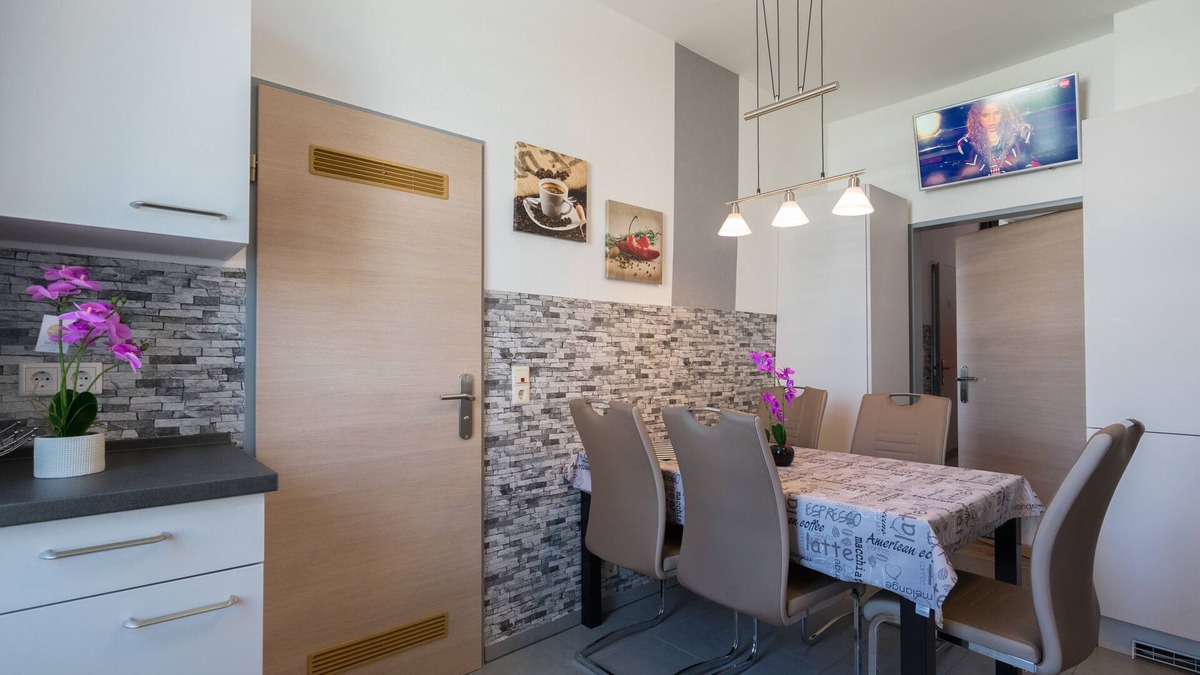 Twischkamp Apartment | Familienfreundliche 4 Zi.ferienwoh/monteurswohnung