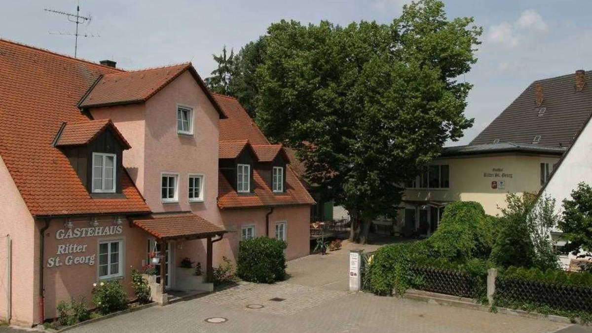 Erlangen Bed & Breakfast | Familienzimmer - Hotel & Gasthof Ritter St. Georg