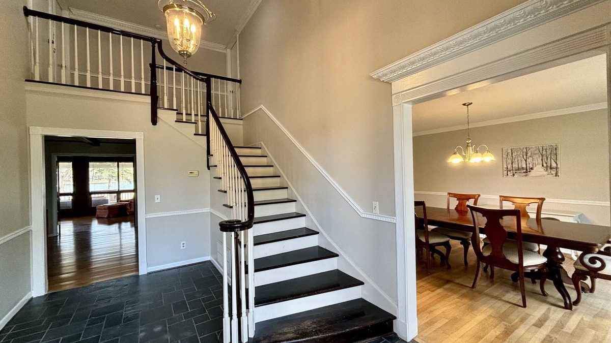 Lincoln House | Families Love Frank’s Lakehouse @ Sunset Estates