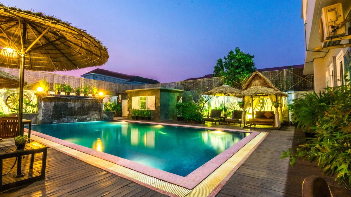 Siem Reap Resort | Family 1Double & Single bed - free breakfast