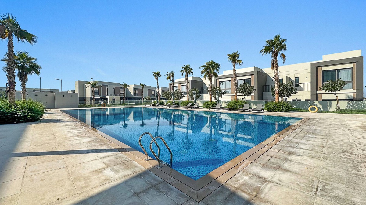 Dubai Villa | Family 4BR Villa with a Shared Pool, Gym & Private Garden