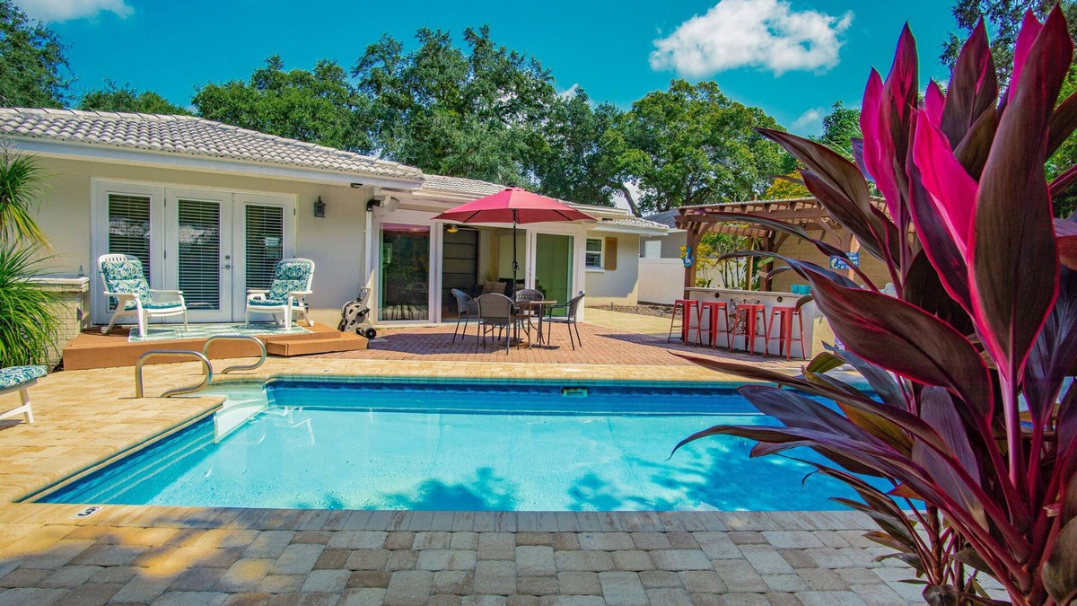 Largo House | Family and dog friendly pool home, close to Gulf and beaches, WD and AC