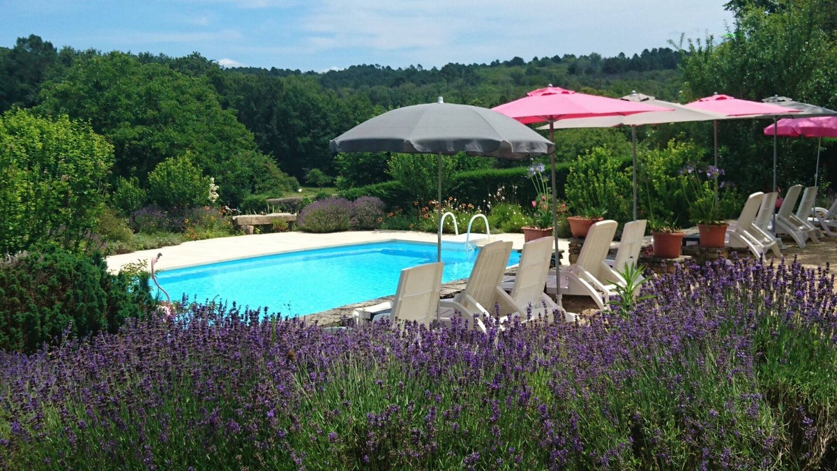 Frayssinet-le-Gelat House | Family and pet-friendly 3 bedroom rural retreat close to river Lot and vineyards