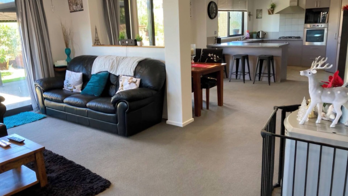 Wharewaka House | Family and friends getaway