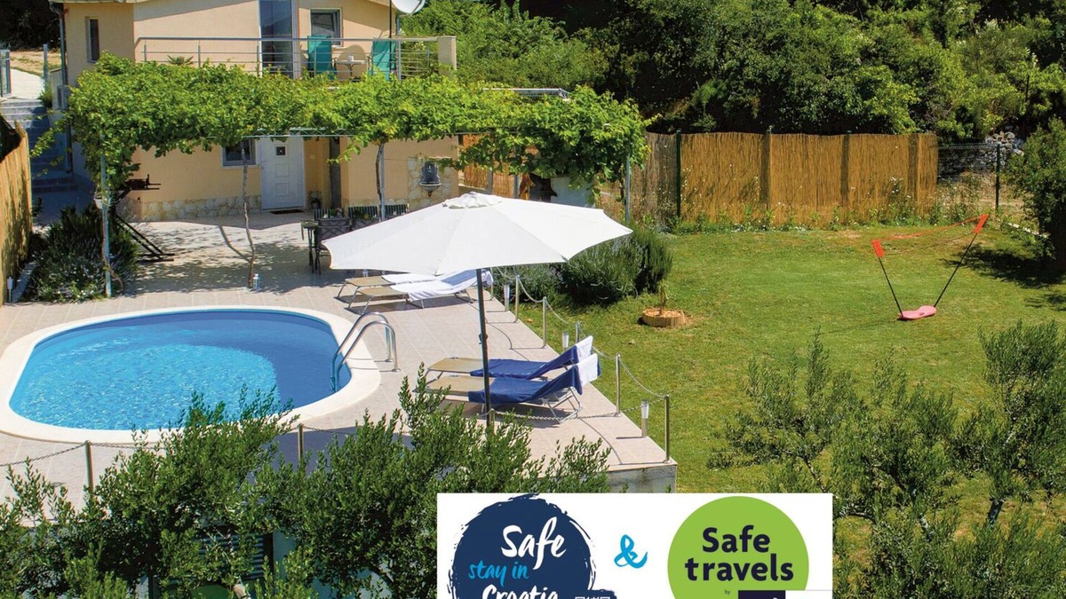 Solin Cottage | FAMILY AND PET FRENDLY HOLIDAY HOME