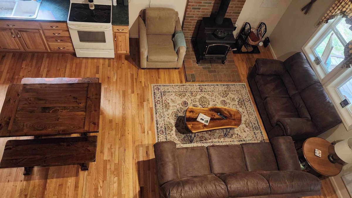New Albany Cabin | Family and Pet-Friendly, Charming Cabin