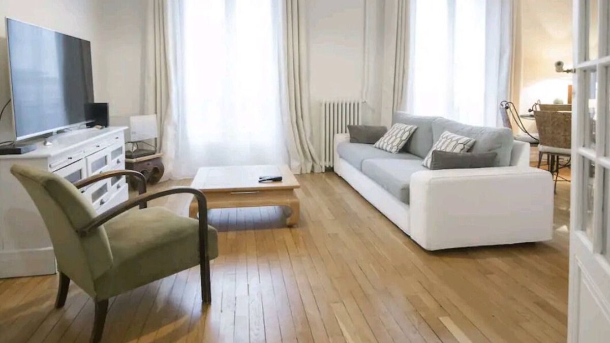 Adamville Apartment | Family Appartement
