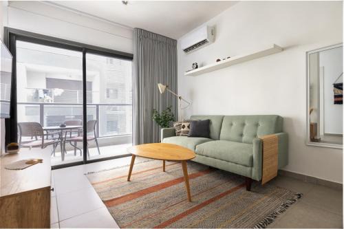Ramat Gan Apartment | Family Apartment By IsrApart