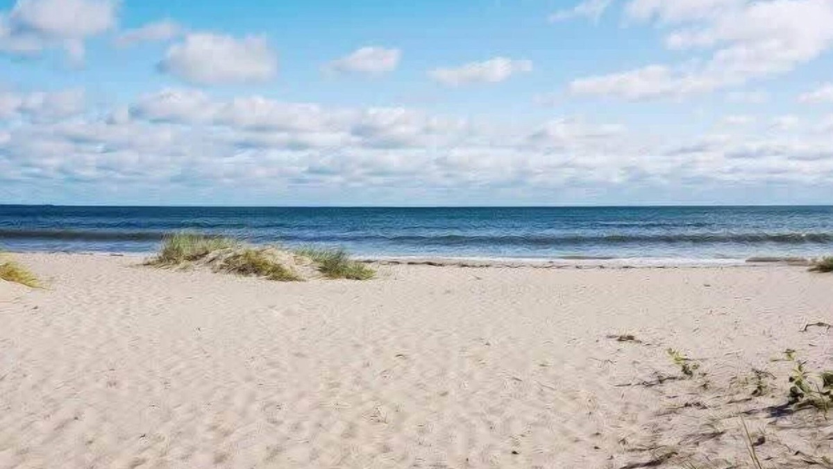 Ljugarn Apartment | Family apartment located minutes from Ljugarnbeach