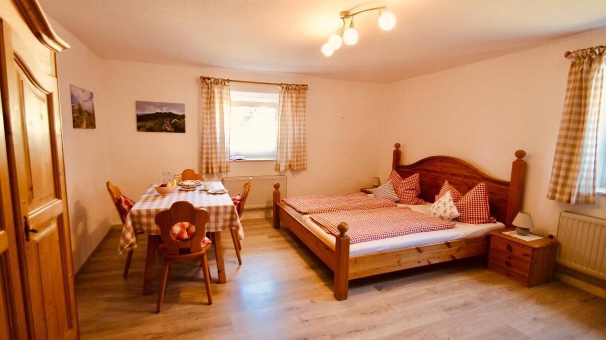 Freyung Apartment | Family apartment with one bedroom and one bed-sitting room