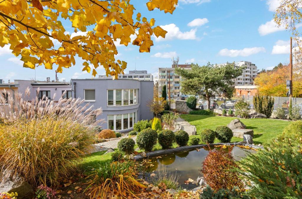 Nove Mesto Apartment | Family apartment with garden view