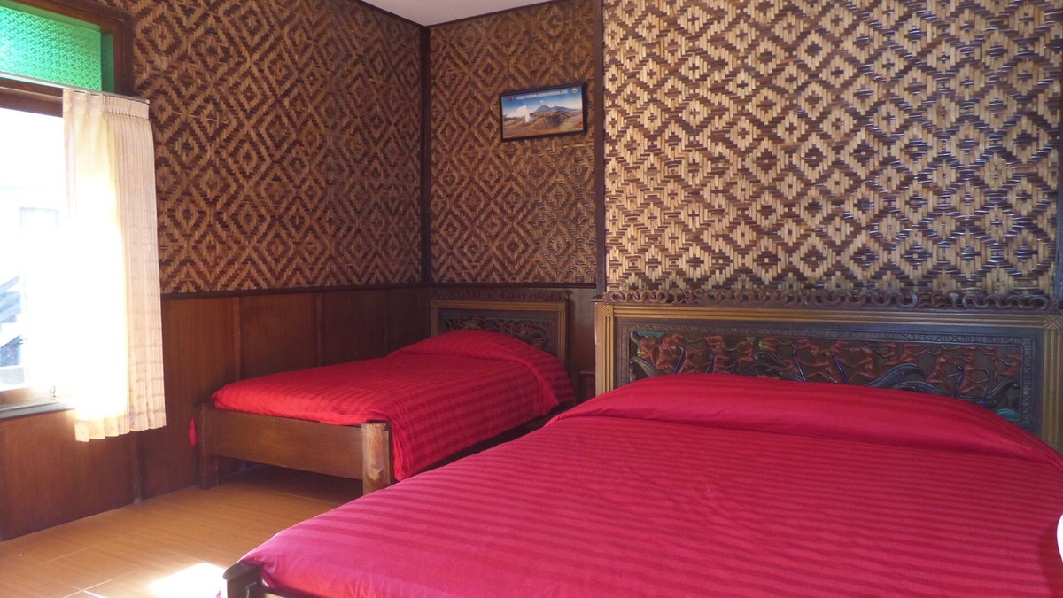 Ngadisari Bed & Breakfast | Family B 4 Pax near Cafe Lava Rst. Bromo