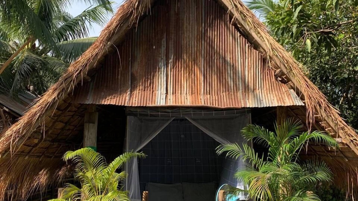 Banan Hostel | Family Batcave Homestay - Hostel