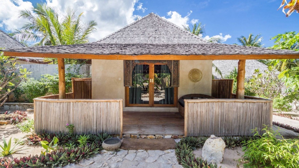 Rote Island Cottage | Family Bungalow Nemberala, Rote Island