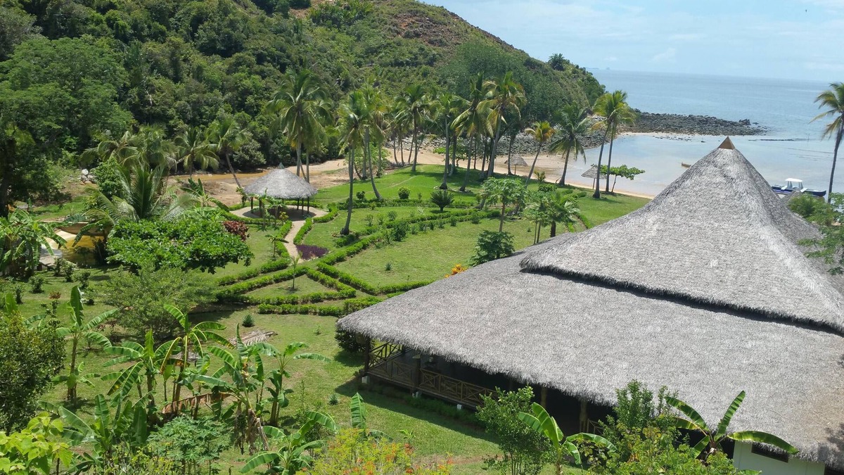 Nosy Be House | Family bungalow terrace