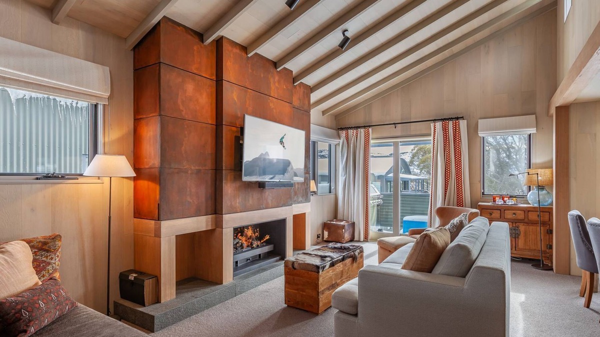 Perisher Valley Resort | Family Chalet (for 4), The Stables Resort Perisher