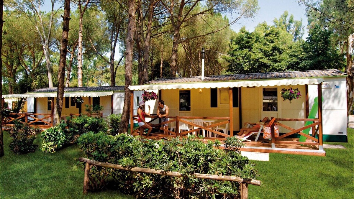 Baia Domizia Ski Chalet | Family Chalet in Baia Domizia