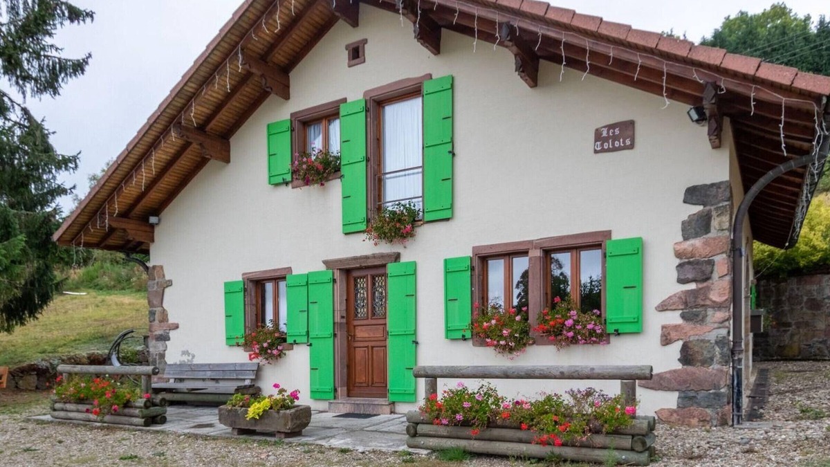 Belfahy Cottage | Family cottage in the Vosges with fireplace and garden, pets welcome