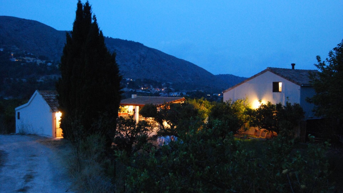 Orcheta Cottage | Family country house in the Orxeta orchard