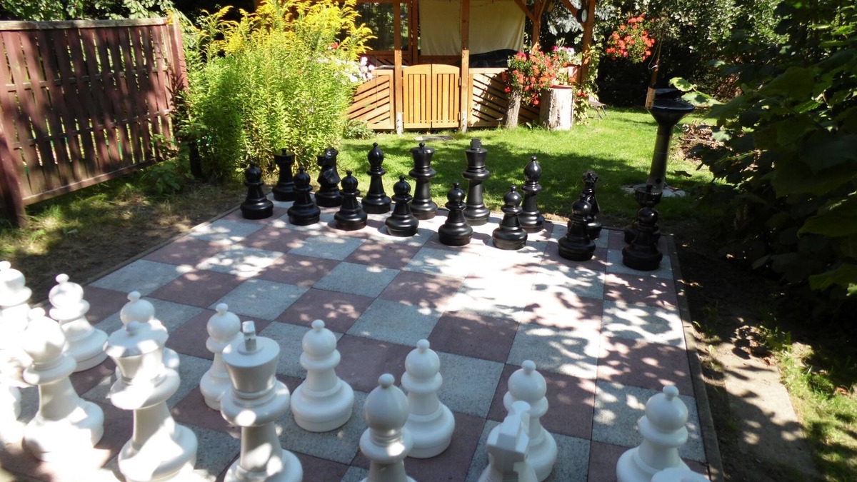 Ruppersdorf Apartment | Family friendly, max 6 persons, pets on request, large garden WLAN, parking lots