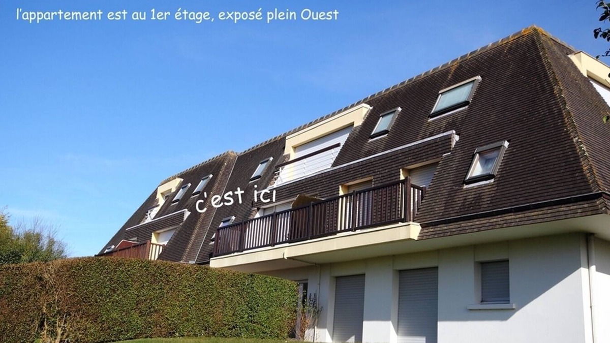 Saint-Regnobert-de-la-Cote-de-Nacre Apartment | Family F2 apartment (42m2), facing west, quiet, 50 m from the sea