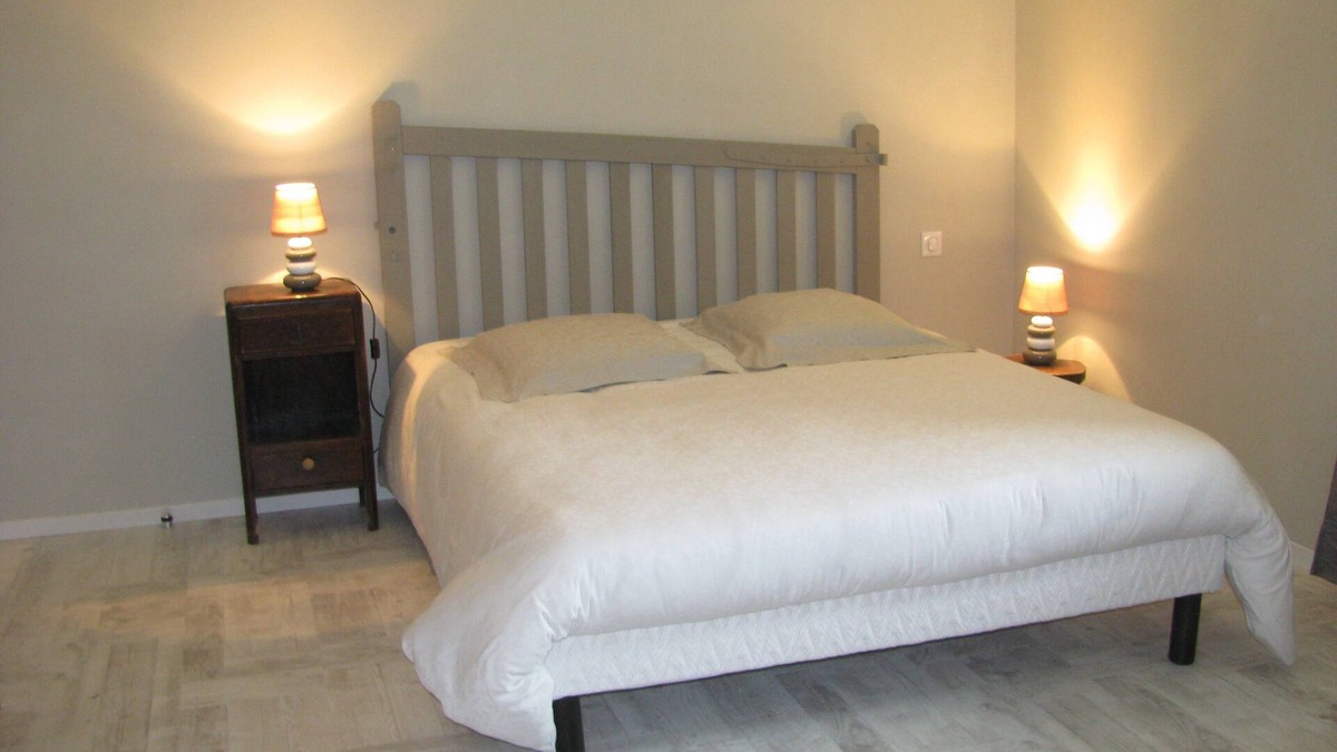 Saint-Andre-en-Vivarais House | Family room La Tribu