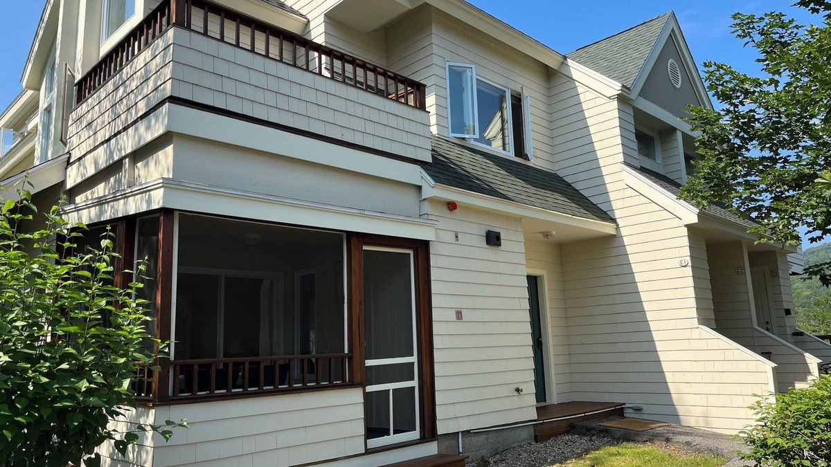 Waterville Valley Condo | Family-friendly Cozy Condo nestled in Waterville Valley