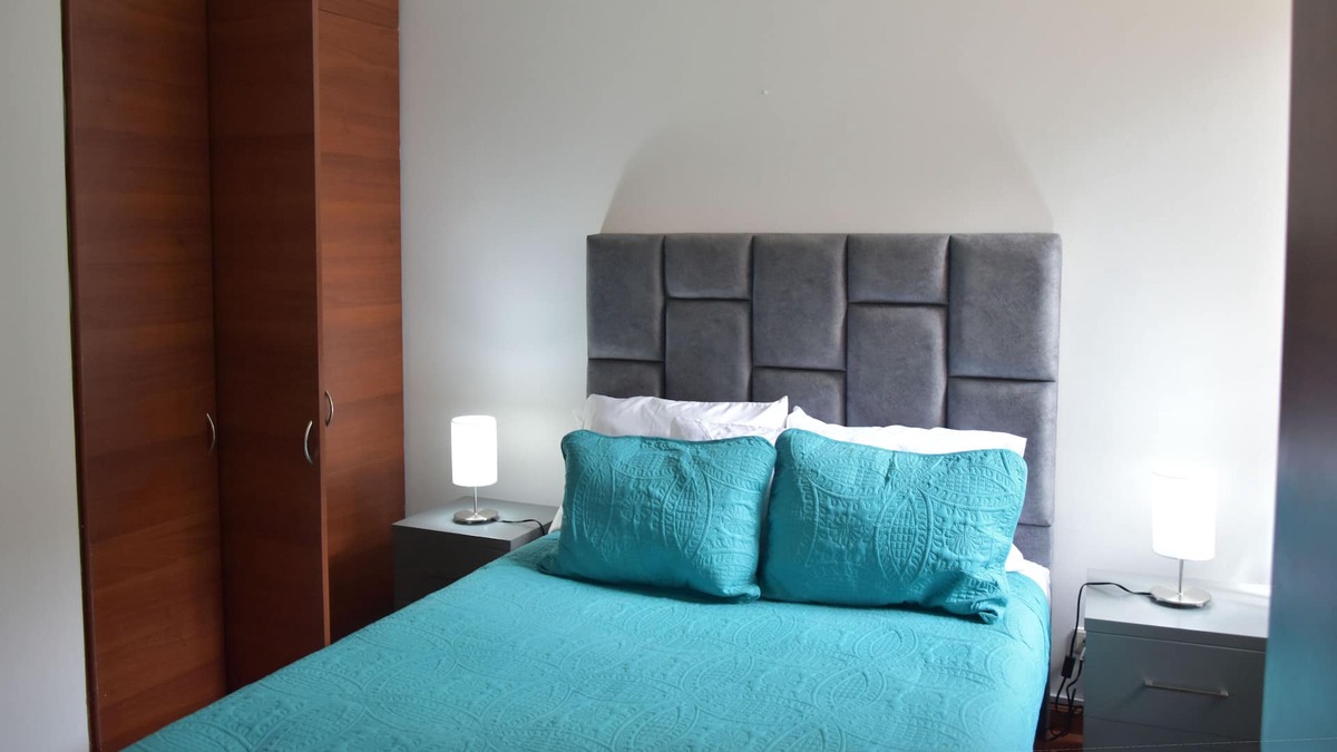 Suba Apartment | Family friendly - 24 hr security walking distance to mall