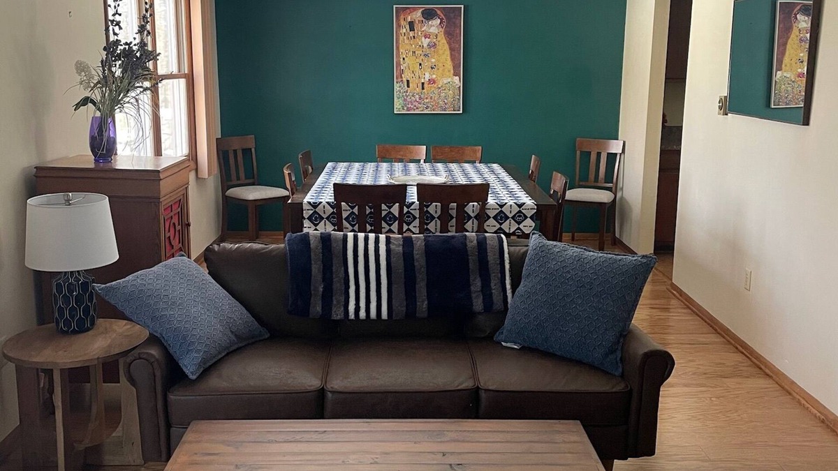 Park Forest Village House | Family Friendly 4 Bedroom House Near Penn State University