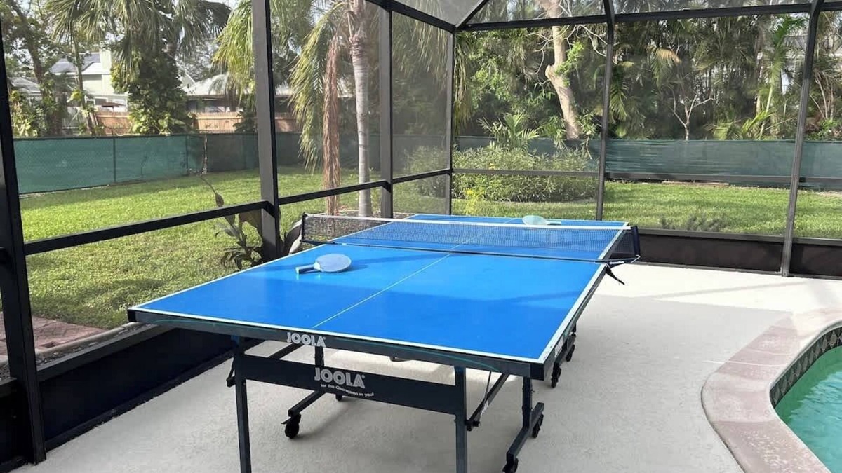 Palma Sola House | Family-Friendly 4BR Renovated Pool, Games, Grill Near Manatee River